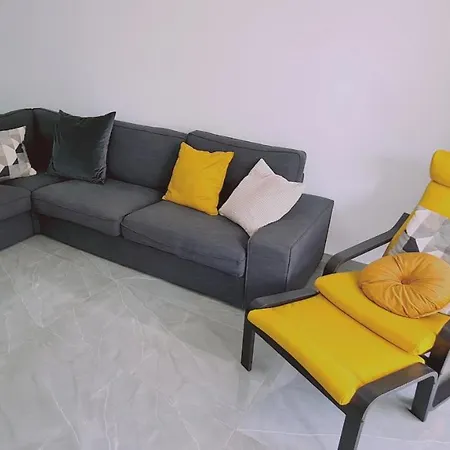 Centro شقة لارنكا