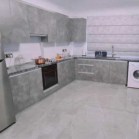 Apartamento Centro Lárnaca